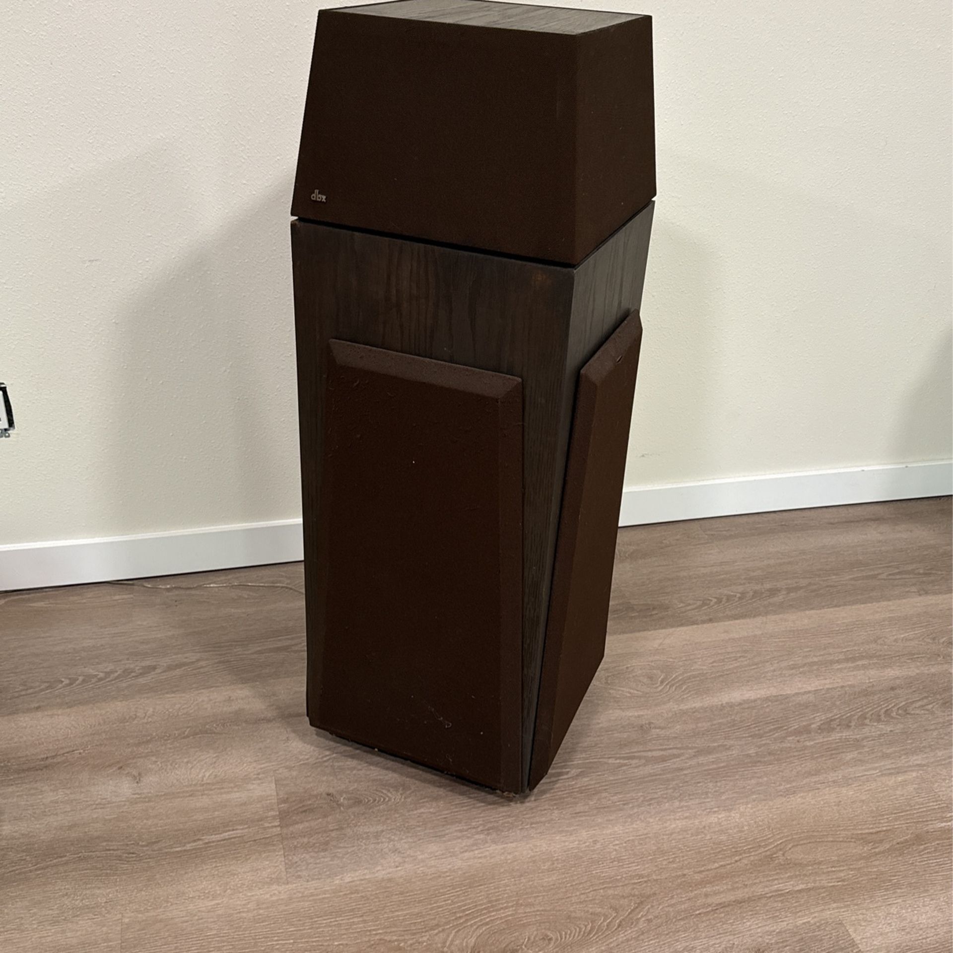 DBX speakers (A Pair)
