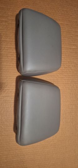Jeep Grand Cherokee rear headrest repozacabezas