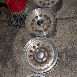 Toyota I guess Chevy too  lug 16x8 6x139.7 lug pacer wheels