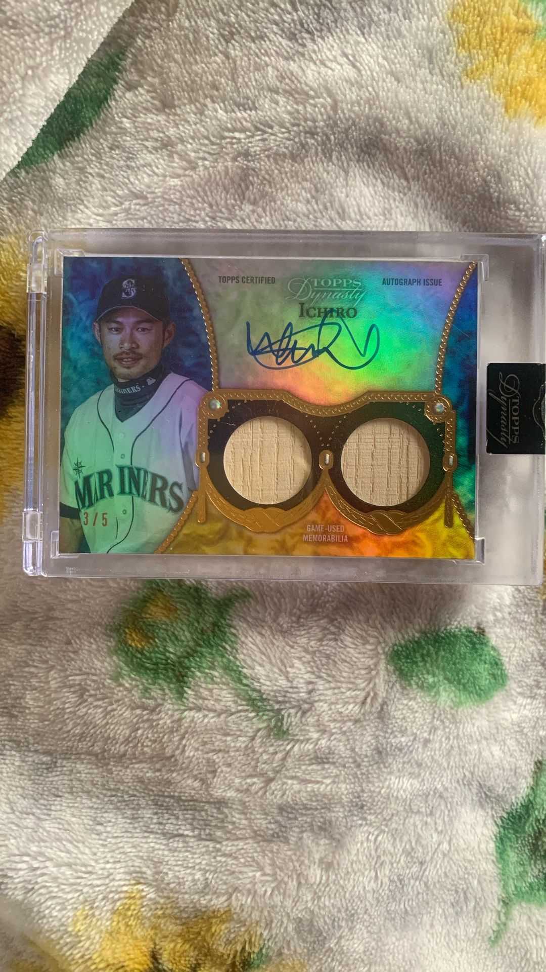 Ichiro Autographed MLB Trading Card