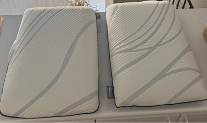 Tempur-pedic pillows