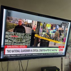 anasonic TCP55UT50 55" VIERA Class 3D Plasma HDTV $100