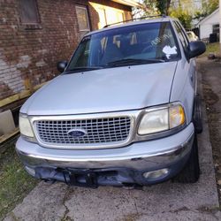 02 Ford Expedition 224000 Miles 