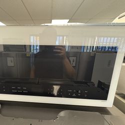 Samsung Over The Top Microwave (White) | ($0 Down) | No Credit Required