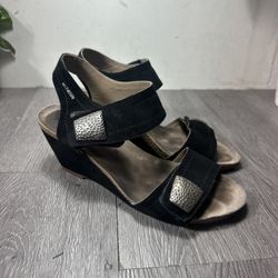Mephisto Womens Black Jackie Wedge Sandal Sz 38 EUR 