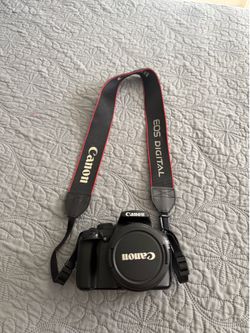CANON EOS REBEL T3