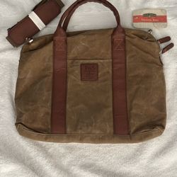 NEW WITH TAGS! Field & Stream Men’s Canvas Briefcase W/ Detachable Shoulder Strap 