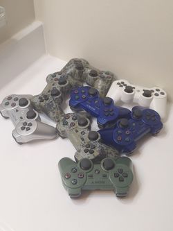 OEM PlayStation 3 Controllers 8 lot