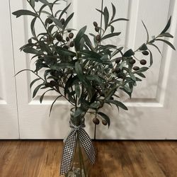 Vase with fake plant