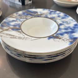Beautiful 6 Piece Bowl Set