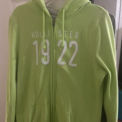 Hollister hoodie Size m