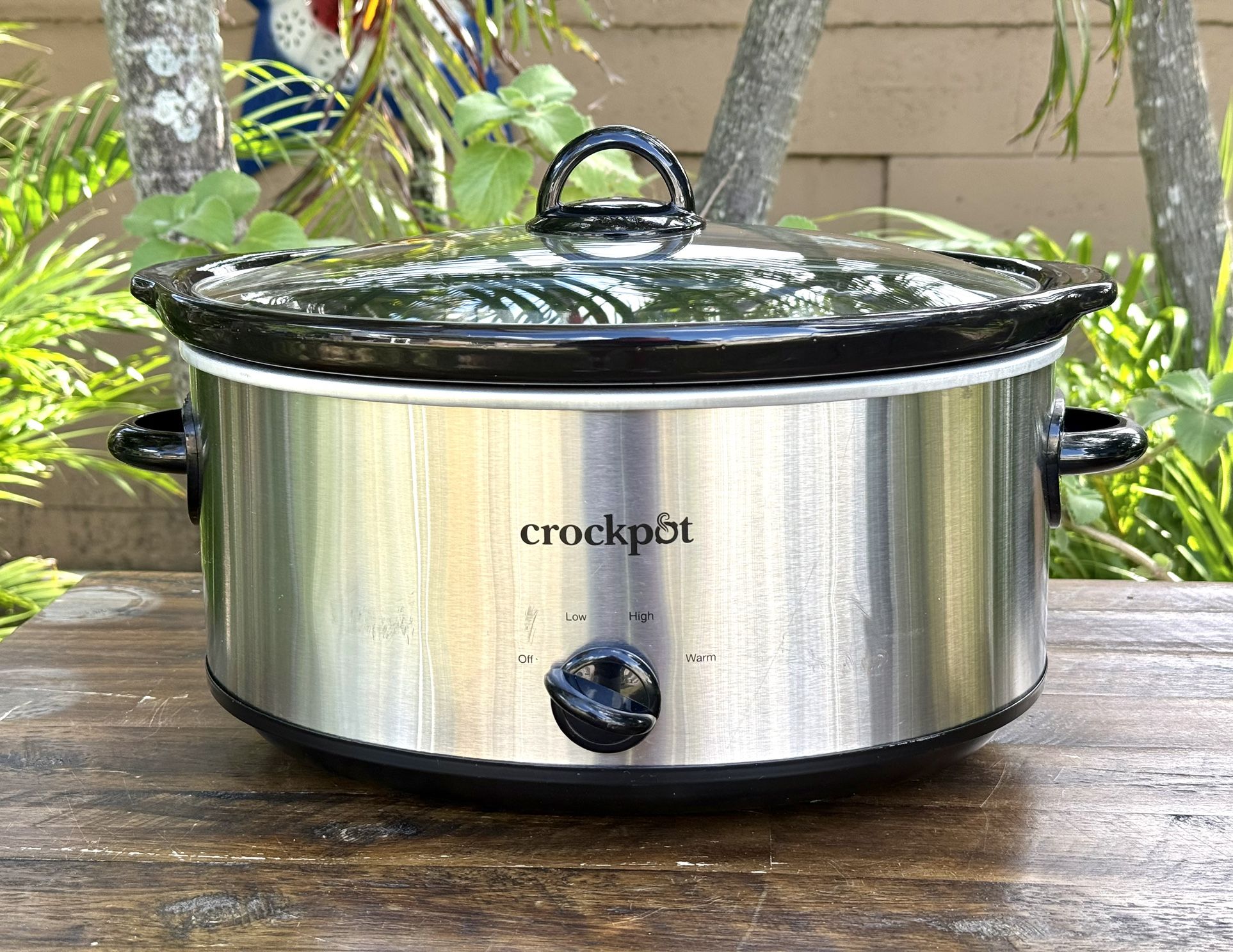 Crock-Pot 7-Quart Stainless Steel Slow Cooker with Removable Ceramic Insert