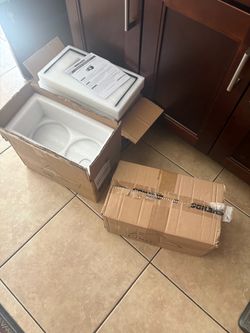 Moving out sale