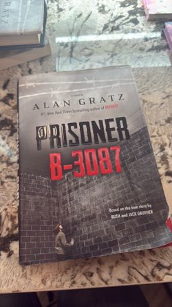 Prisoner B - 3087 Book by Alan Gratz