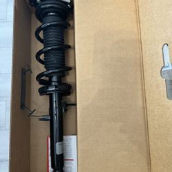 Infinity G35/37 Front Shocks 