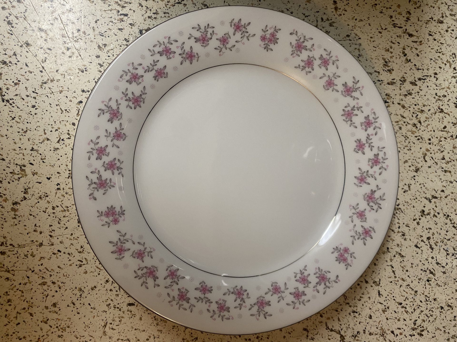 32pc Sea Gull Fine China Set
