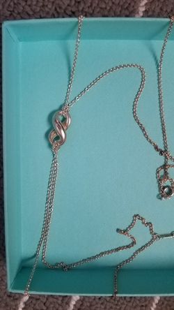 Tiffany infinity pendant necklace