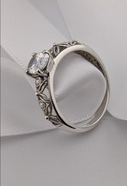 ✨ Sterling Silver Vintage-Inspired CZ Ring ✨