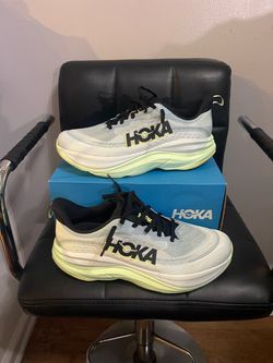 Hoka Sky flow Size 10D Men’s $95