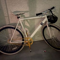 Fixed Gear / Single Speed Bike – Clean White w/ Gold Crank 