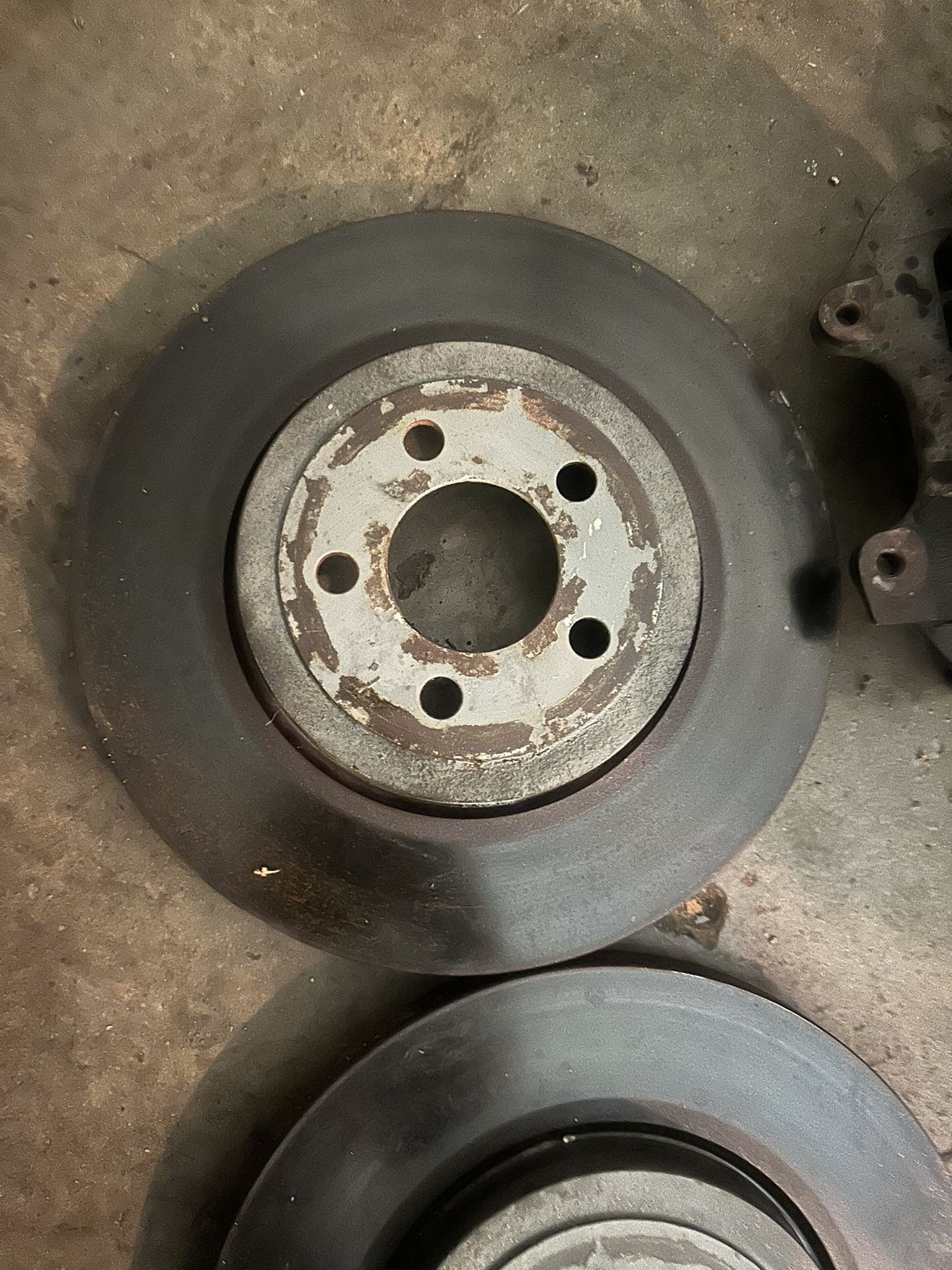 2008 5.7 Hemi FRONT USED Calipers And Rotors