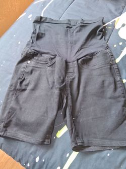 Free maternity clothes