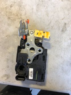Passenger latch