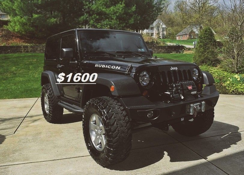 Selling a gently used 2010 Jeep Wrangler-4WD 