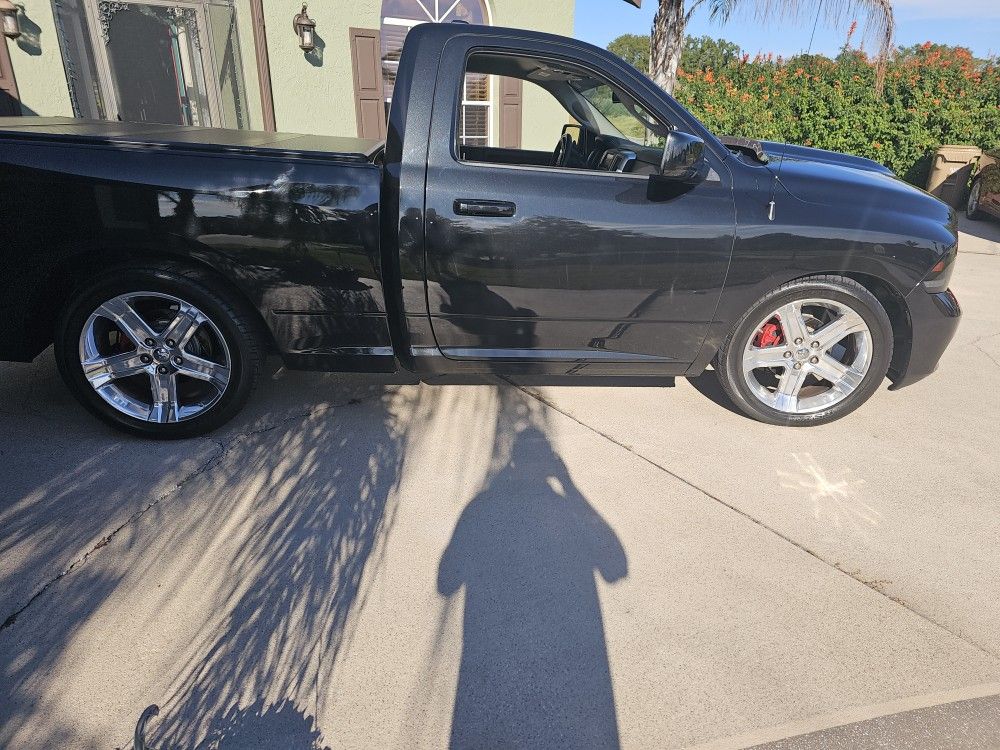 Chrome 2011 Ram 1500 wheels