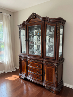 Like New Brown Wood China Cabinet with Glass Doors and Lights 88x64x18 - Wheaton, IL