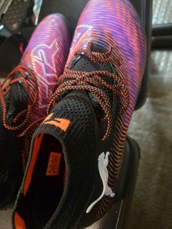 Soccer cleats