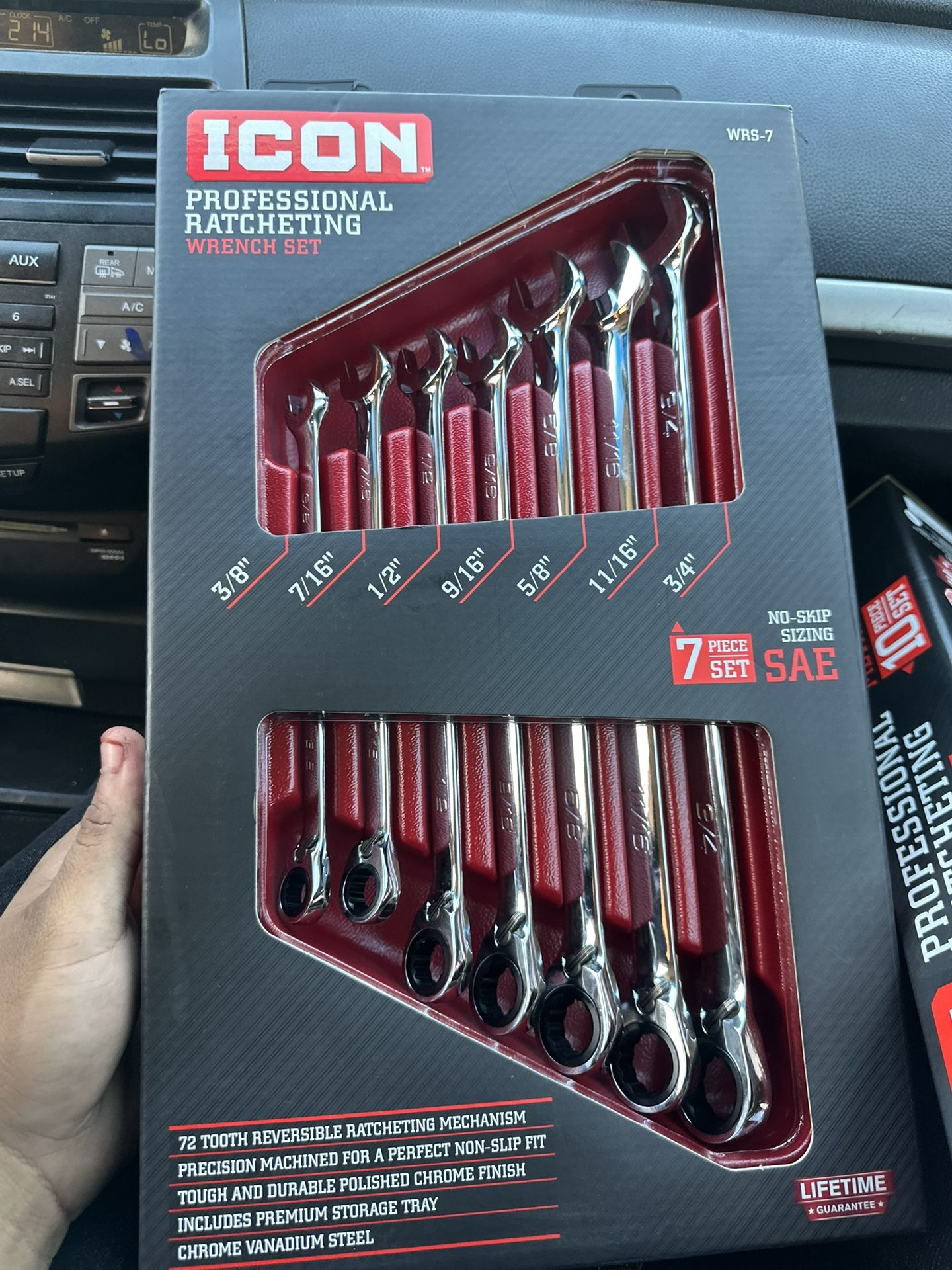 professional ratcheting wrench set