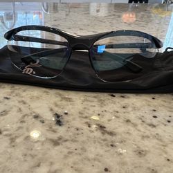 BOLLE Safety Glasses New With Carry Pouch Clear Lens Unisex 