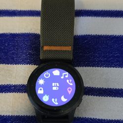 Garmin vivoactive 4s  touchscreen