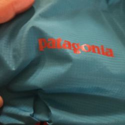 Patagonia Raincoat For Women's Size S