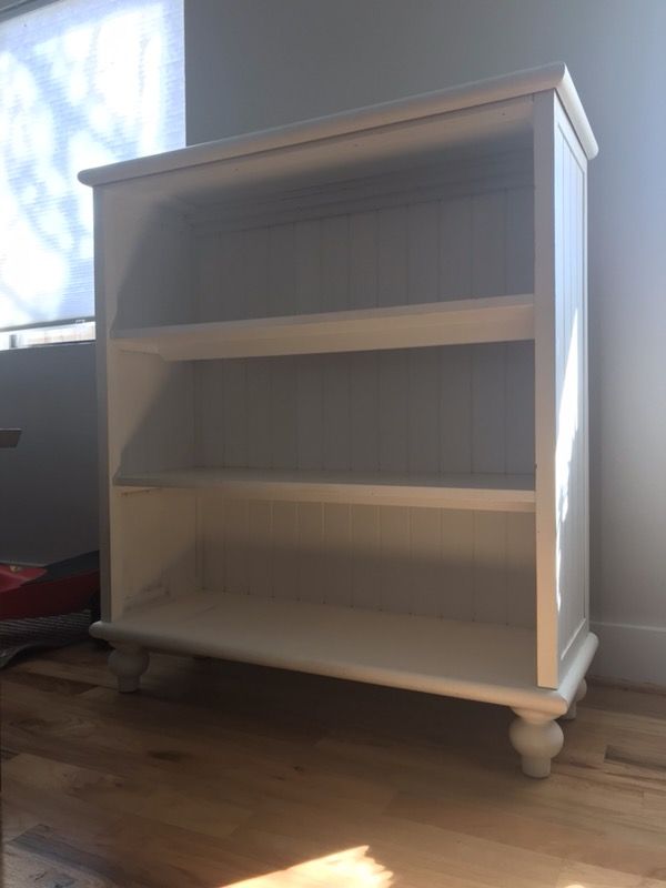 Pottery Barn Kids Teen Bookshelf 3-Shelf white