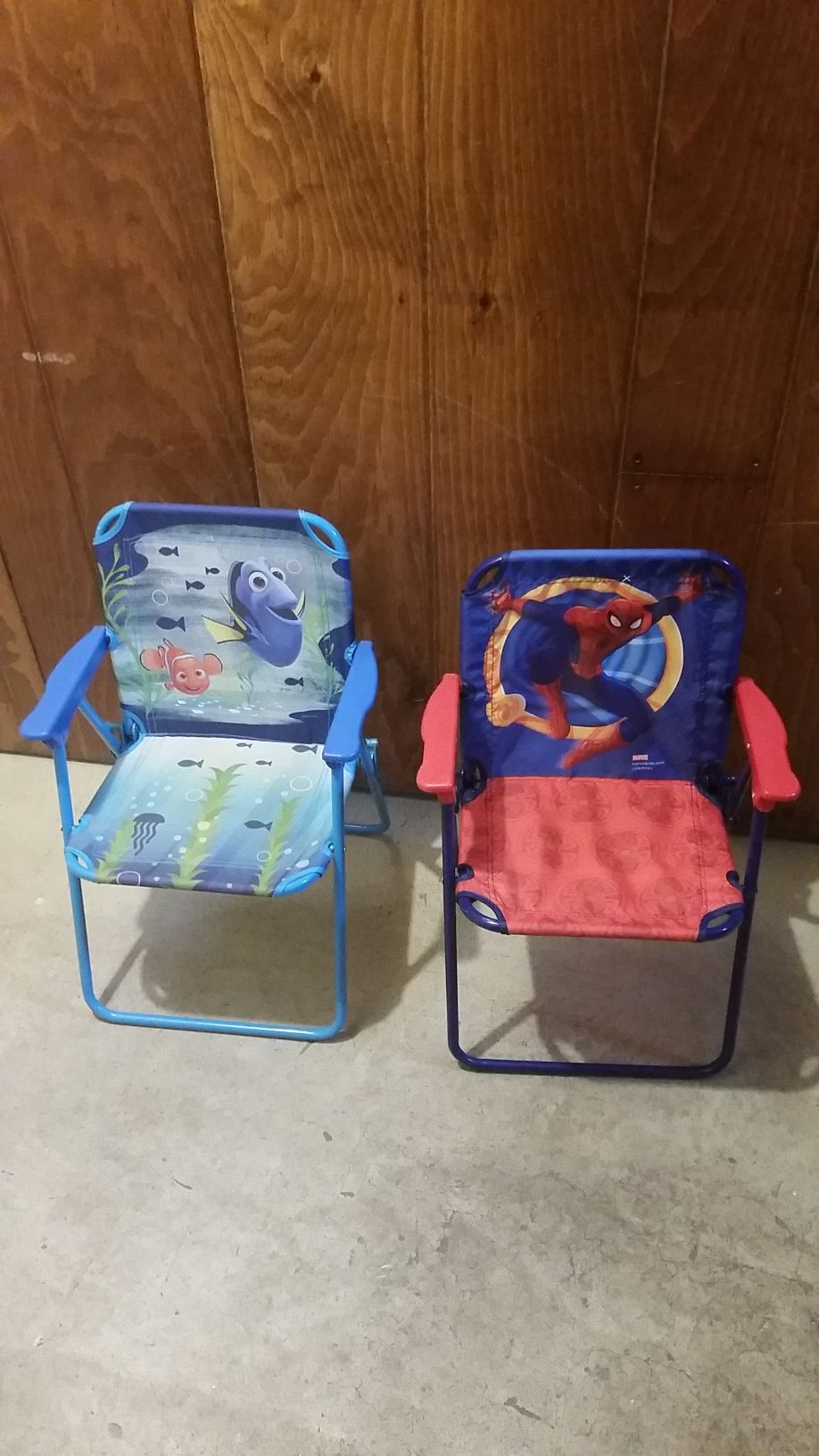 Kids folding chairs