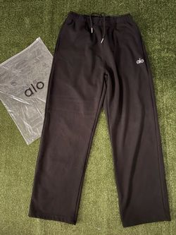 Alo Sweat brand new