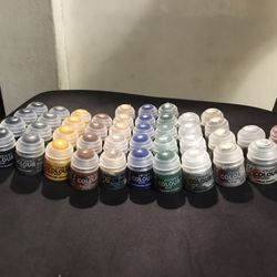Warhammer 40K Paint and Supplies (READ DESCRIPTION)
