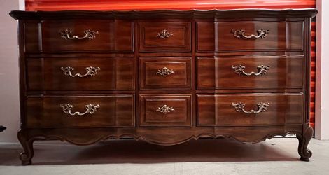 Thomasville French Provincial Bedroom Set