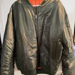 Men’s Bomber Jacket Like New