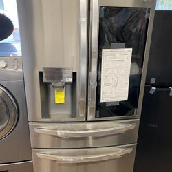 LG Refrigerator With Instaview P C5