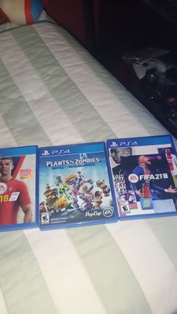 PS4 Games Bundle – FIFA 18, FIFA 21, Plants vs Zombies