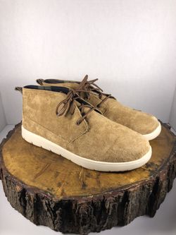 UGG ‘Mini Boots Treadlite Lace up’