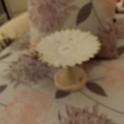 Cute Farmhouse Metal Candle Holder Looks Like A Sunflower With A Small Bird Super Cute