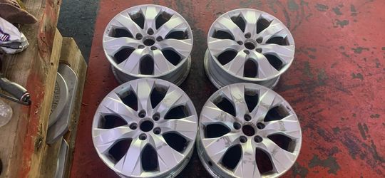 Used Set Of 17” Honda Accord Oem Rims 