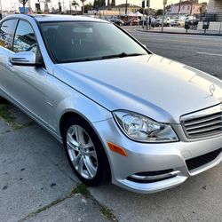 2012 Mercedes-Benz 