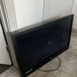 Vizio Flat Screen TV 
