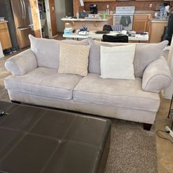 4 Piece Furniture Set