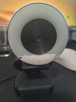 Razer Kiyo Streaming Webcam: 1080p 30 FPS / 720p 60 FPS - Ring Light w/Adjustable Brightness - Built-in Microphone - Advanced Autofocus